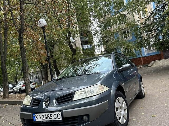 Серый Рено Меган, объемом двигателя 1.6 л и пробегом 220 тыс. км за 5200 $, фото 1 на Automoto.ua