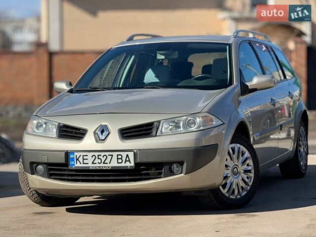 Серый Рено Меган, объемом двигателя 2 л и пробегом 290 тыс. км за 4500 $, фото 1 на Automoto.ua