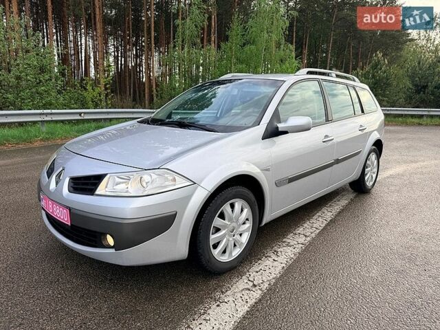 Серый Рено Меган, объемом двигателя 0 л и пробегом 215 тыс. км за 4850 $, фото 1 на Automoto.ua