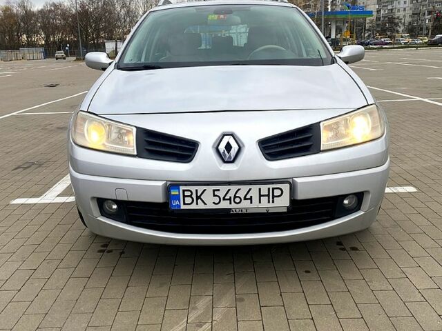 Сірий Рено Меган, об'ємом двигуна 2 л та пробігом 275 тис. км за 4700 $, фото 1 на Automoto.ua