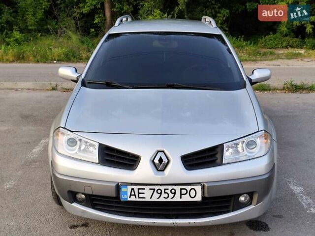 Сірий Рено Меган, об'ємом двигуна 1.6 л та пробігом 323 тис. км за 5500 $, фото 1 на Automoto.ua