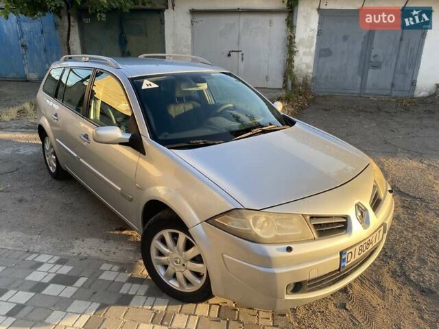 Серый Рено Меган, объемом двигателя 1.6 л и пробегом 201 тыс. км за 4749 $, фото 1 на Automoto.ua