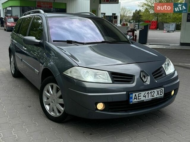 Сірий Рено Меган, об'ємом двигуна 2 л та пробігом 210 тис. км за 4200 $, фото 1 на Automoto.ua
