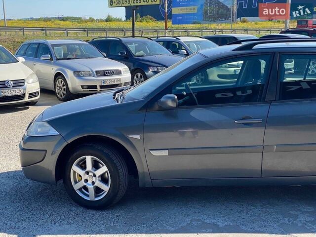 Сірий Рено Меган, об'ємом двигуна 1.5 л та пробігом 348 тис. км за 5240 $, фото 1 на Automoto.ua