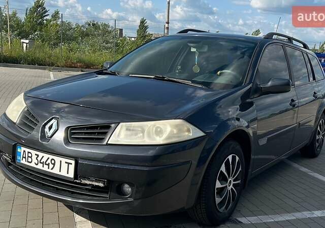 Серый Рено Меган, объемом двигателя 1.6 л и пробегом 229 тыс. км за 4999 $, фото 1 на Automoto.ua