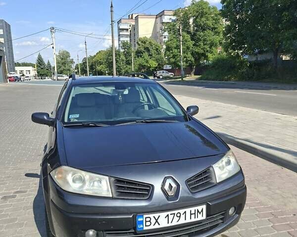 Сірий Рено Меган, об'ємом двигуна 1.6 л та пробігом 246 тис. км за 4350 $, фото 1 на Automoto.ua