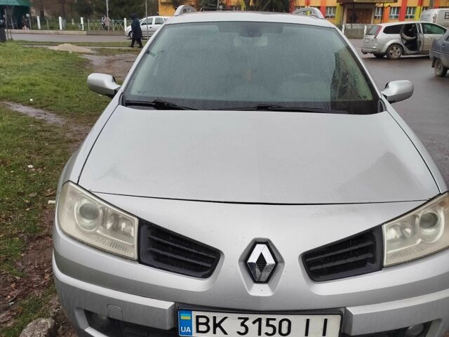 Сірий Рено Меган, об'ємом двигуна 1.6 л та пробігом 174 тис. км за 4000 $, фото 1 на Automoto.ua