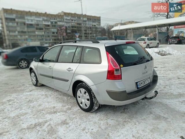 Серый Рено Меган, объемом двигателя 1.6 л и пробегом 230 тыс. км за 4799 $, фото 1 на Automoto.ua