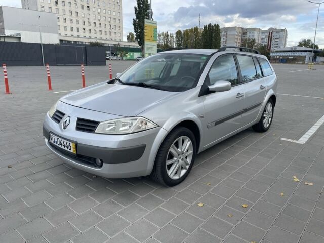 Серый Рено Меган, объемом двигателя 1.6 л и пробегом 196 тыс. км за 5500 $, фото 1 на Automoto.ua