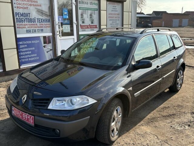 Серый Рено Меган, объемом двигателя 1.6 л и пробегом 240 тыс. км за 5700 $, фото 1 на Automoto.ua