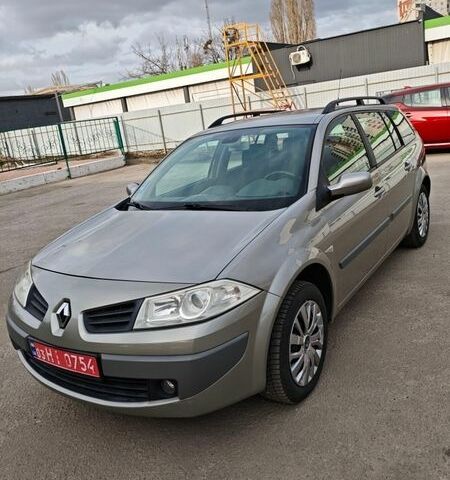 Сірий Рено Меган, об'ємом двигуна 1.6 л та пробігом 176 тис. км за 5499 $, фото 1 на Automoto.ua