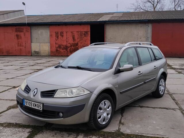 Сірий Рено Меган, об'ємом двигуна 1.6 л та пробігом 180 тис. км за 6300 $, фото 1 на Automoto.ua