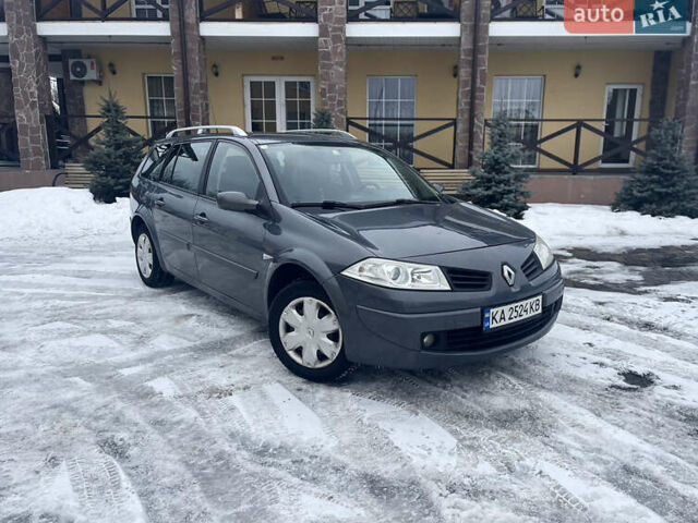 Серый Рено Меган, объемом двигателя 1.46 л и пробегом 200 тыс. км за 4900 $, фото 1 на Automoto.ua