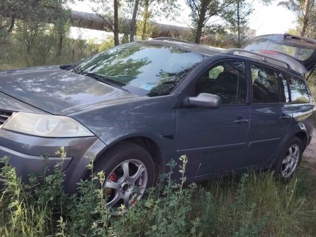 Серый Рено Меган, объемом двигателя 1.4 л и пробегом 243 тыс. км за 4000 $, фото 1 на Automoto.ua