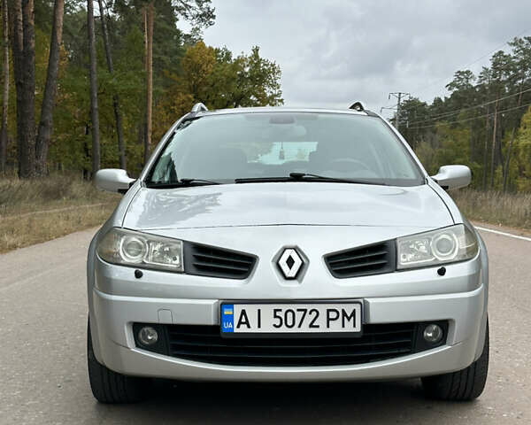 Сірий Рено Меган, об'ємом двигуна 2 л та пробігом 262 тис. км за 5650 $, фото 1 на Automoto.ua