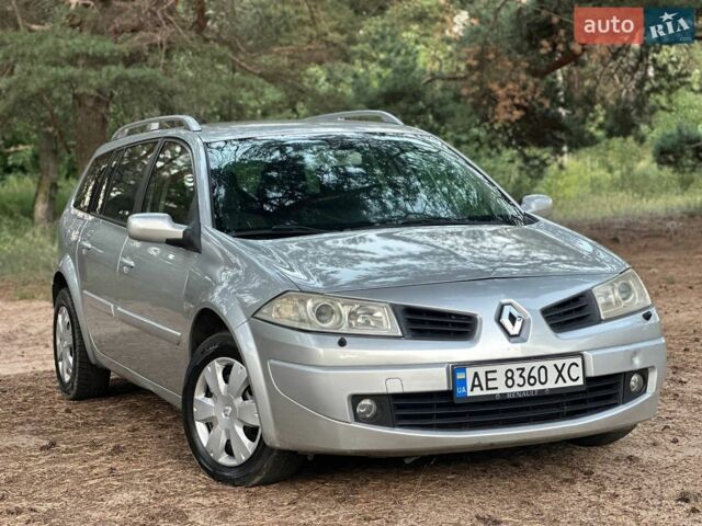 Сірий Рено Меган, об'ємом двигуна 2 л та пробігом 248 тис. км за 4850 $, фото 1 на Automoto.ua