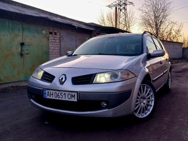 Серый Рено Меган, объемом двигателя 2 л и пробегом 220 тыс. км за 5700 $, фото 1 на Automoto.ua