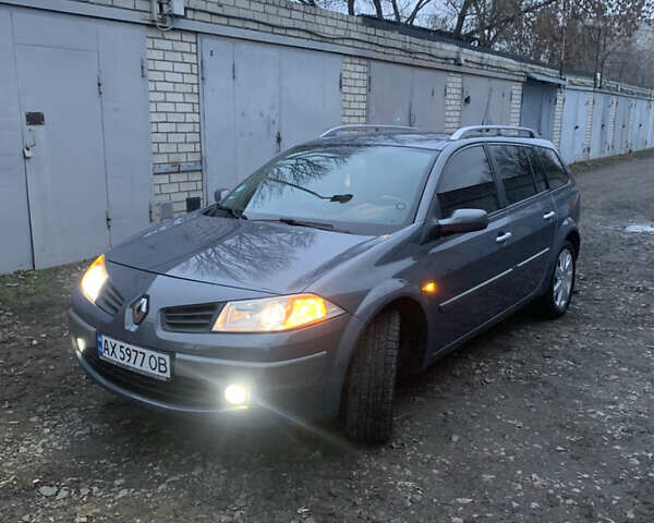 Серый Рено Меган, объемом двигателя 1.6 л и пробегом 230 тыс. км за 6000 $, фото 1 на Automoto.ua