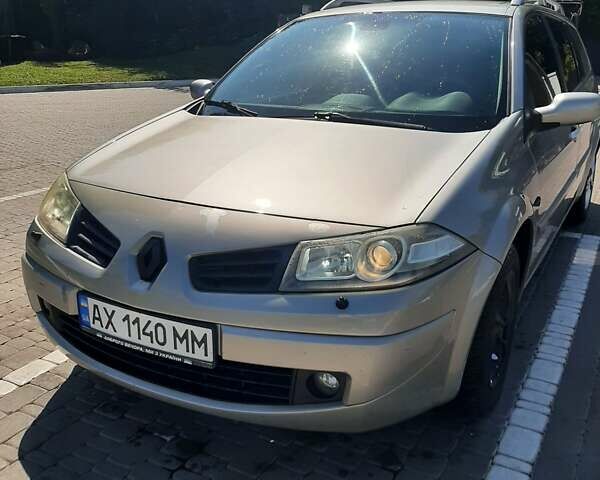 Сірий Рено Меган, об'ємом двигуна 1.6 л та пробігом 171 тис. км за 5800 $, фото 1 на Automoto.ua