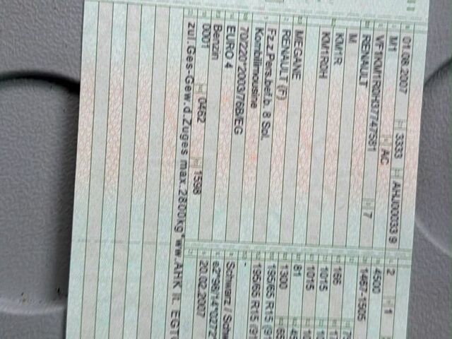 Сірий Рено Меган, об'ємом двигуна 1.6 л та пробігом 160 тис. км за 5750 $, фото 1 на Automoto.ua