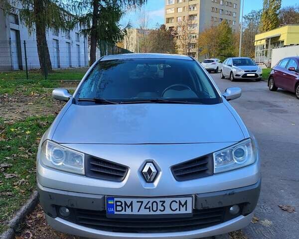 Рено Меган 2007 в Сумах на Automoto.ua Серый Рено Меган, объемом двигателя 1.4 л и пробегом 228 тыс. км за 3300 $, фото 1 на Automoto.ua