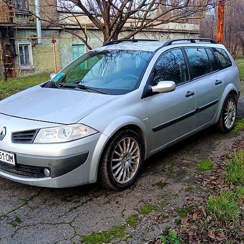 Сірий Рено Меган, об'ємом двигуна 2 л та пробігом 290 тис. км за 4500 $, фото 1 на Automoto.ua