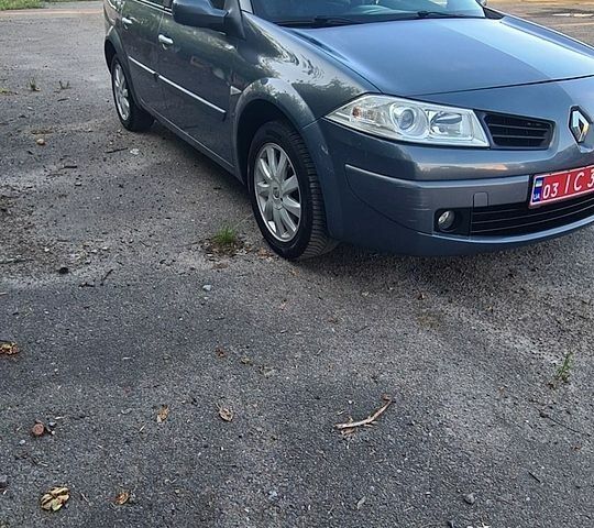 Сірий Рено Меган, об'ємом двигуна 1.6 л та пробігом 127 тис. км за 3999 $, фото 1 на Automoto.ua