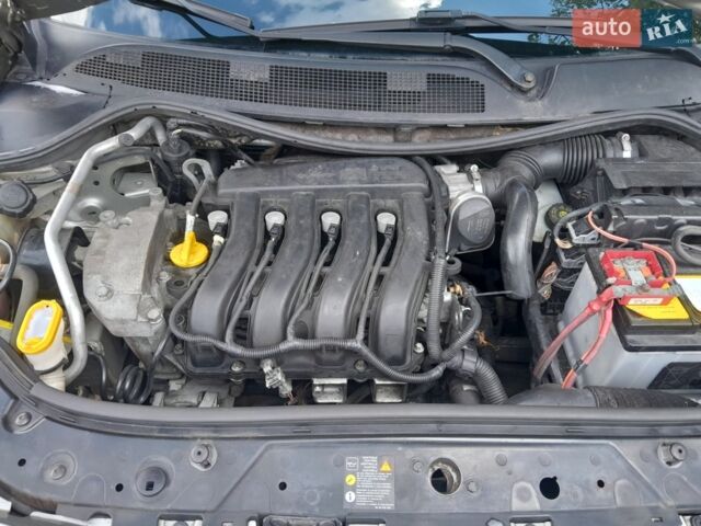 Сірий Рено Меган, об'ємом двигуна 1.6 л та пробігом 194 тис. км за 6500 $, фото 1 на Automoto.ua