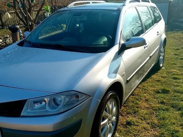 Сірий Рено Меган, об'ємом двигуна 1.6 л та пробігом 195 тис. км за 5600 $, фото 1 на Automoto.ua
