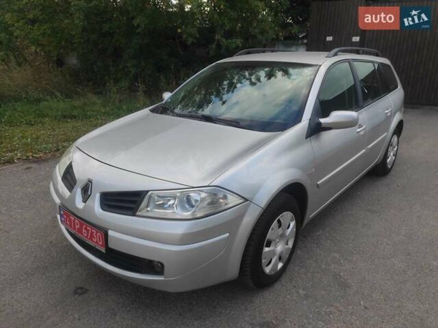 Рено Меган 2007 в Чернигове на Automoto.ua Серый Рено Меган, объемом двигателя 1.6 л и пробегом 206 тыс. км за 5490 $, фото 1 на Automoto.ua