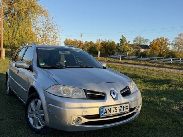 Сірий Рено Меган, об'ємом двигуна 1.6 л та пробігом 214 тис. км за 5501 $, фото 1 на Automoto.ua
