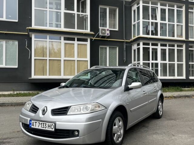 Серый Рено Меган, объемом двигателя 1.9 л и пробегом 230 тыс. км за 5200 $, фото 1 на Automoto.ua