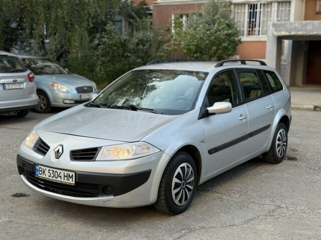 Сірий Рено Меган, об'ємом двигуна 1.5 л та пробігом 300 тис. км за 4151 $, фото 1 на Automoto.ua
