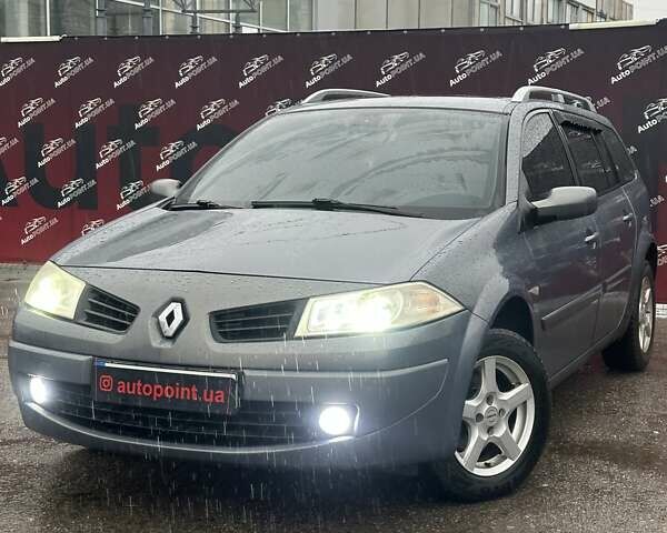 Серый Рено Меган, объемом двигателя 1.6 л и пробегом 248 тыс. км за 5500 $, фото 1 на Automoto.ua