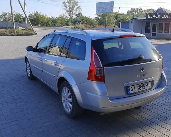 Серый Рено Меган, объемом двигателя 2 л и пробегом 191 тыс. км за 6150 $, фото 1 на Automoto.ua