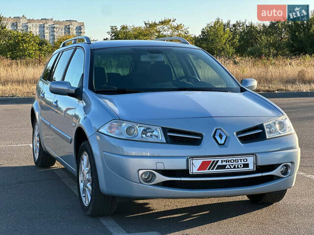Серый Рено Меган, объемом двигателя 0 л и пробегом 135 тыс. км за 5850 $, фото 1 на Automoto.ua