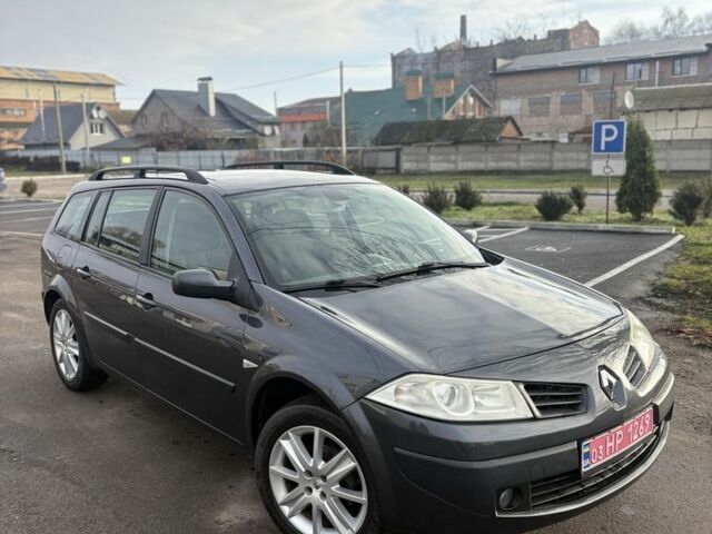 Серый Рено Меган, объемом двигателя 1.6 л и пробегом 215 тыс. км за 5400 $, фото 1 на Automoto.ua