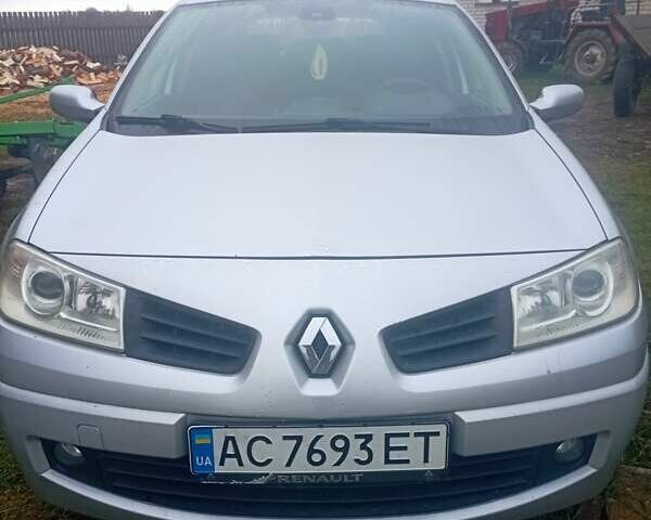 Сірий Рено Меган, об'ємом двигуна 1.5 л та пробігом 250 тис. км за 5300 $, фото 1 на Automoto.ua