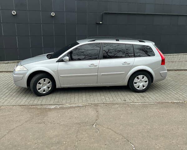 Серый Рено Меган, объемом двигателя 1.46 л и пробегом 271 тыс. км за 6500 $, фото 1 на Automoto.ua