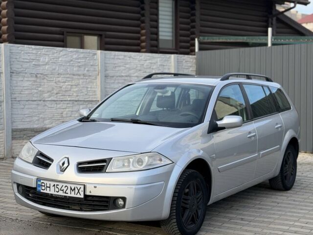 Серый Рено Меган, объемом двигателя 1.6 л и пробегом 271 тыс. км за 4450 $, фото 1 на Automoto.ua