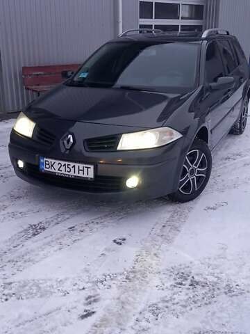 Серый Рено Меган, объемом двигателя 1.46 л и пробегом 279 тыс. км за 5800 $, фото 1 на Automoto.ua