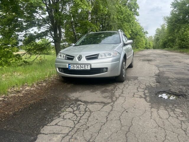 Серый Рено Меган, объемом двигателя 1.6 л и пробегом 2 тыс. км за 4800 $, фото 1 на Automoto.ua