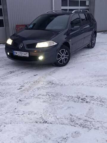 Серый Рено Меган, объемом двигателя 1.5 л и пробегом 276 тыс. км за 5400 $, фото 1 на Automoto.ua