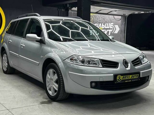 Серый Рено Меган, объемом двигателя 1.9 л и пробегом 224 тыс. км за 7000 $, фото 1 на Automoto.ua