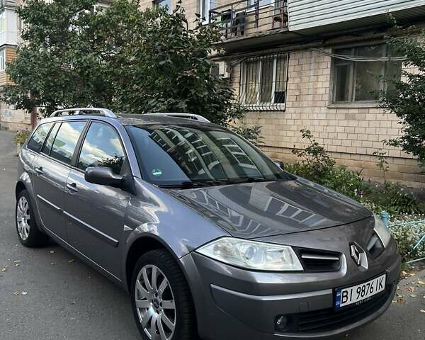 Сірий Рено Меган, об'ємом двигуна 1.6 л та пробігом 170 тис. км за 6500 $, фото 1 на Automoto.ua
