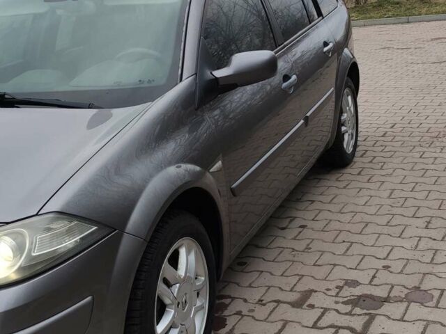 Сірий Рено Меган, об'ємом двигуна 1.6 л та пробігом 268 тис. км за 5700 $, фото 1 на Automoto.ua