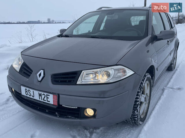 Серый Рено Меган, объемом двигателя 1.4 л и пробегом 202 тыс. км за 3999 $, фото 1 на Automoto.ua