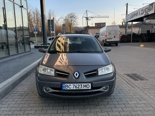 Серый Рено Меган, объемом двигателя 1.6 л и пробегом 430 тыс. км за 4500 $, фото 1 на Automoto.ua