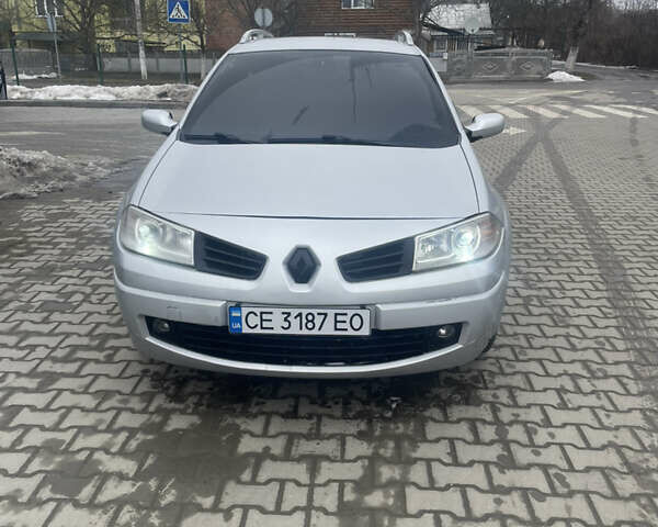 Сірий Рено Меган, об'ємом двигуна 1.46 л та пробігом 300 тис. км за 5200 $, фото 1 на Automoto.ua