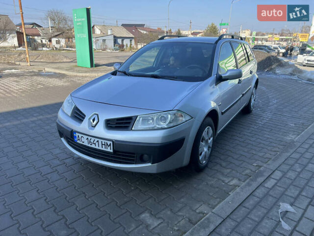 Серый Рено Меган, объемом двигателя 1.5 л и пробегом 250 тыс. км за 6700 $, фото 1 на Automoto.ua